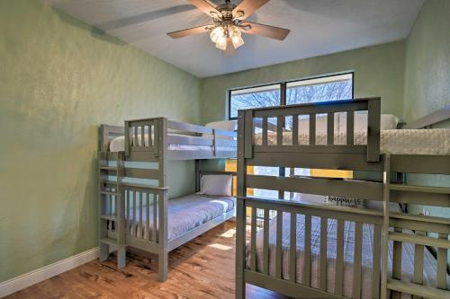 Lakeside Cottage Boat Dock And Spacious Decks!