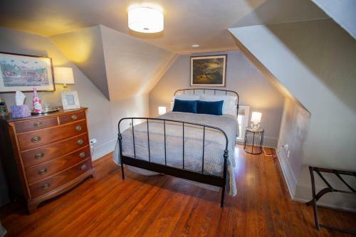 Blue Heron Bed And Breakfast On Lake Granbury