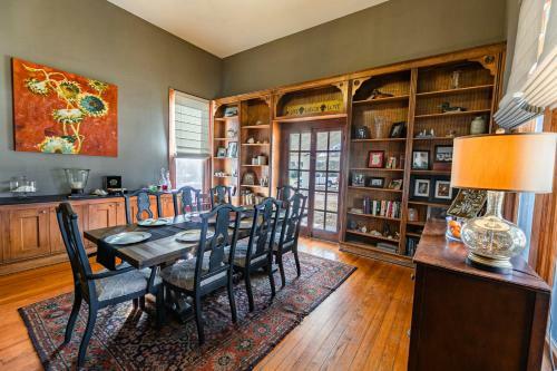Blue Heron Bed And Breakfast On Lake Granbury