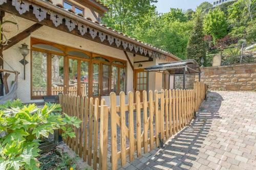 Apartamento Le Chalet - Studio Avec Terrasse - Vaise