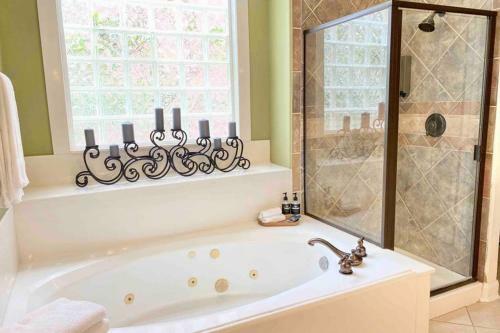 Colonial Chic Home