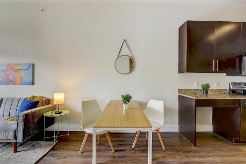 Apartamento Frontdesk I 4123 Cedar Springs Dallas