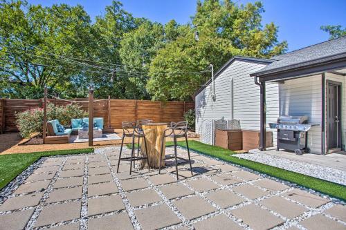 Luxury Dallas Home With Private Yard And Fire Pit