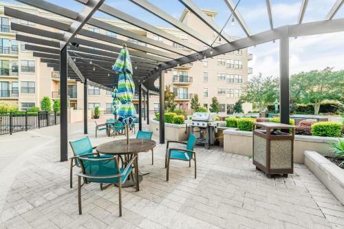 Apartamento 2br Executive Suite With Pool, Gym By Envitae