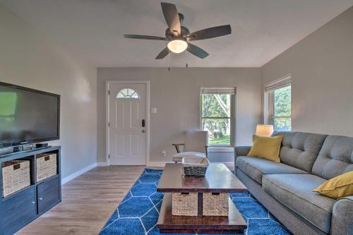 Stylish Dallas Getaway Less Than 2 Mi To Bishop Arts!