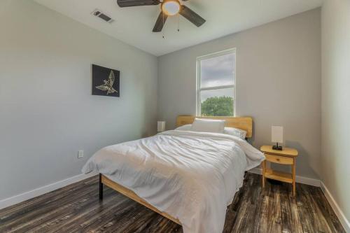 Apartamento Luxury 4 Bedroom Property! Close To Downtown!