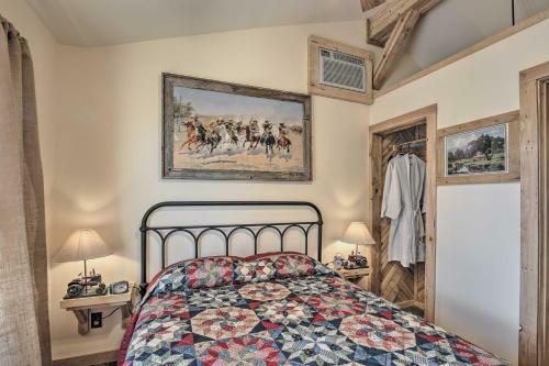 Kerrville Converted Barn Tiny Home With Yard!