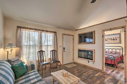 Kerrville Converted Barn Tiny Home With Yard!