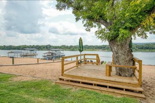River Oaks Lookout - Unit B