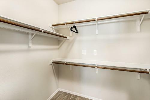 Modern Living In Lago Vista
