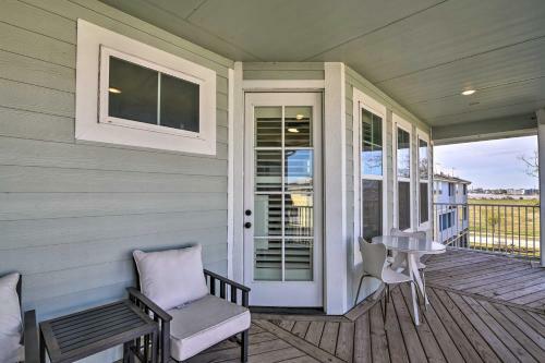 Sleek Lakeside Townhome By Kemah Beach And Nasa