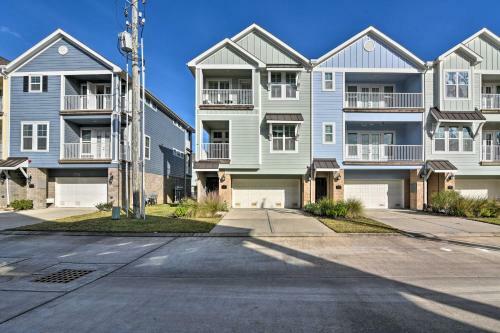 Sleek Lakeside Townhome By Kemah Beach And Nasa