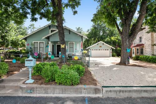 Ms Bunnys Bungalow