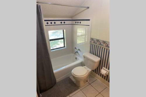 Spacious Home On Acreage In Liberty Hill!