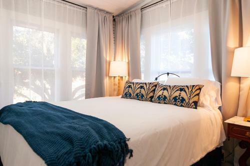 Dabbs Hotel