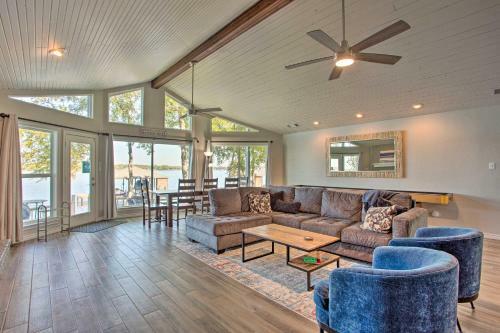 Malakoff Home With Deck And Fire Pit Cedar Creek Lake