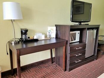 Super 8 Motel Bellmawr