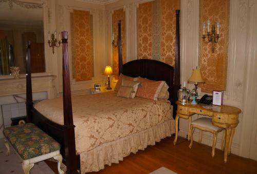 Bed & Breakfast Silver Fountain Inn