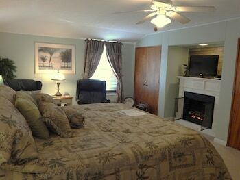 Bed & Breakfast Brookside Mountain Mist Inn