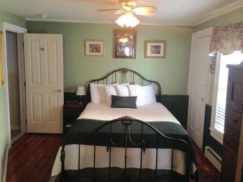 The Stirling House B&B Greenport