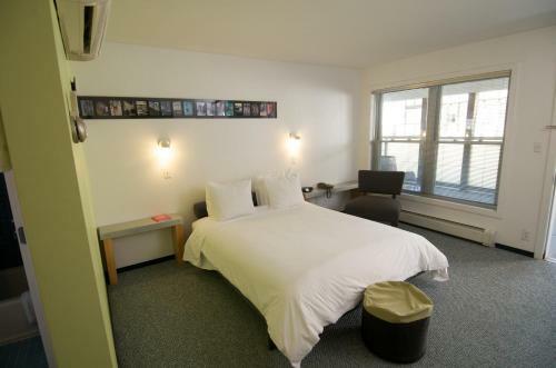 The Greenporter Hotel
