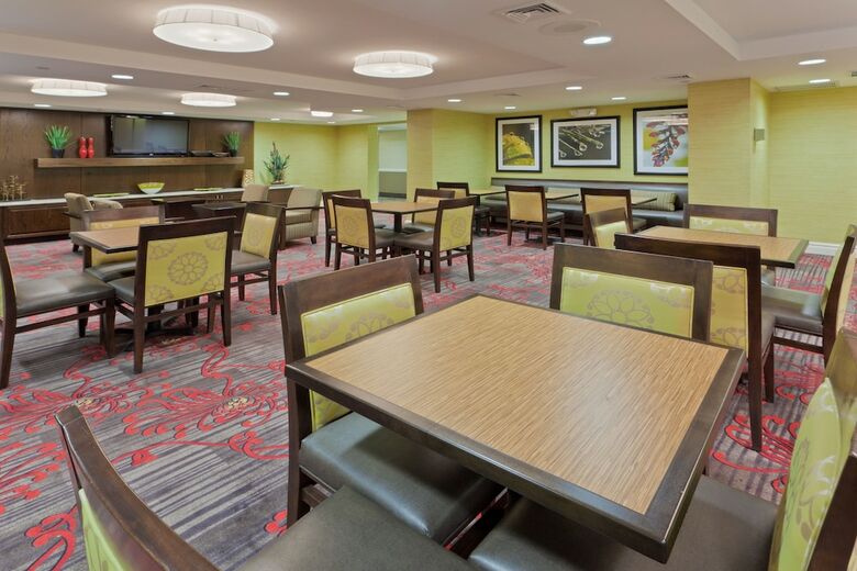 Hotel Holiday Inn Express - Neptune