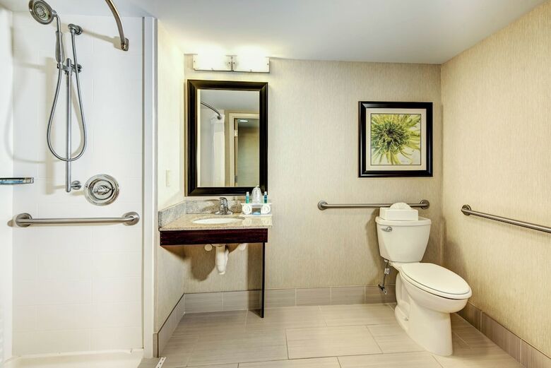 Hotel Holiday Inn Express - Neptune