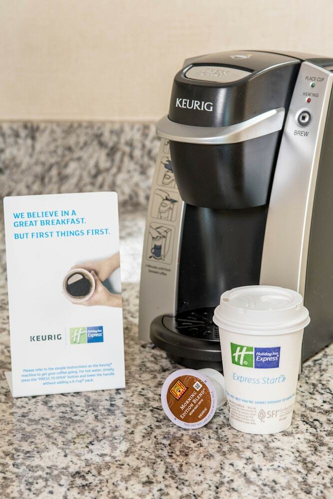 Hotel Holiday Inn Express - Neptune