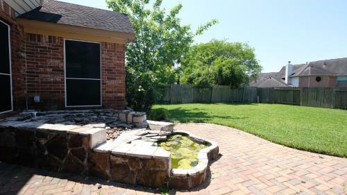 Eagle, A House As Big As Texas - Cedar Bend