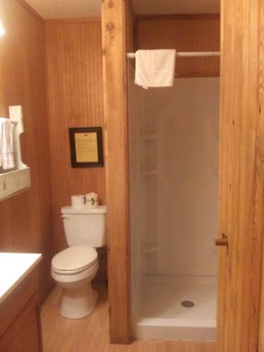 Posada Whispering Creek Lodging & Rv Resort