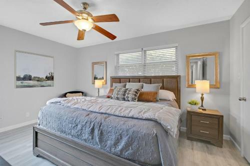 Beautiful Pet Friendly Home In Central Location! Home
