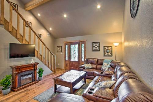Tranquil Palo Pinto Home With Deck And Boat Dock!