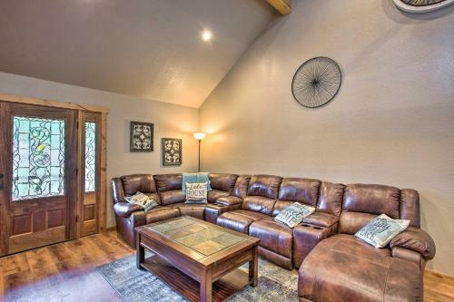 Tranquil Palo Pinto Home With Deck And Boat Dock!