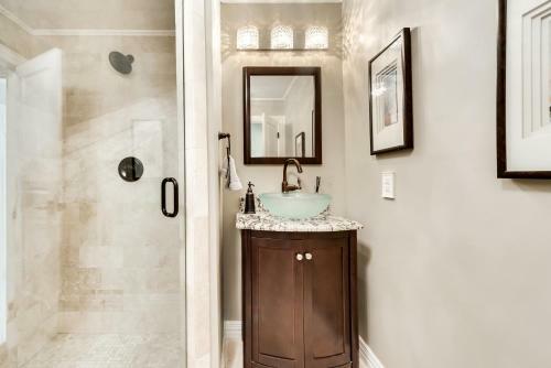 Villa Award Winning Water Front Home