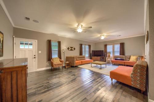 Faust St Retreat Dt 306