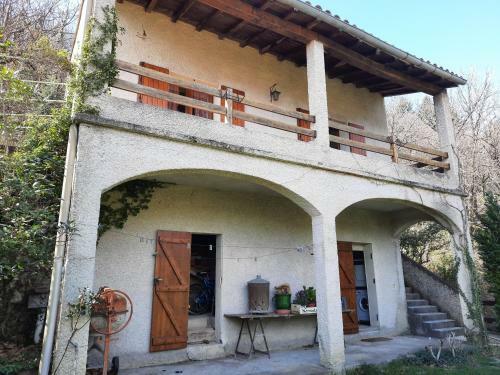 Maison De Famille Dans Les C�v�nnes