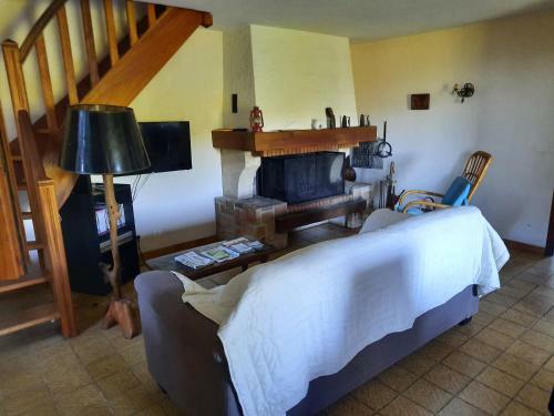 Maison De Famille Dans Les C�v�nnes