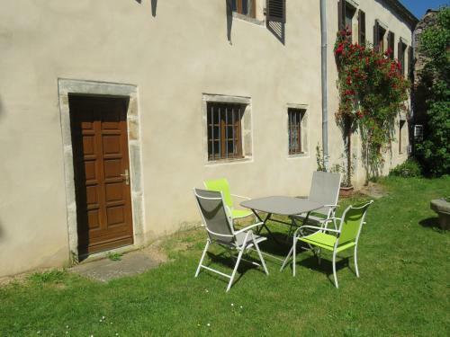 Chez Bernard Et Mich�le