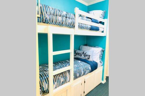 Apartamento Sunrise By The Sea, Steps Away From Babe's Beach!
