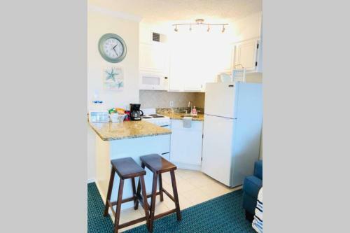 Apartamento Sunrise By The Sea, Steps Away From Babe's Beach!