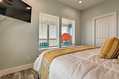 Villa Azul Galveston Home Modern And Beachfront!