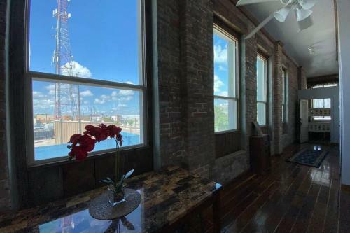 Market St Speakeasy
