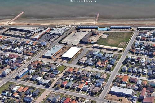 Galveston Escapes - Walk To Beach And Restaurants