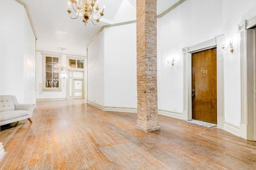 Galveston Historic Strand Lofts