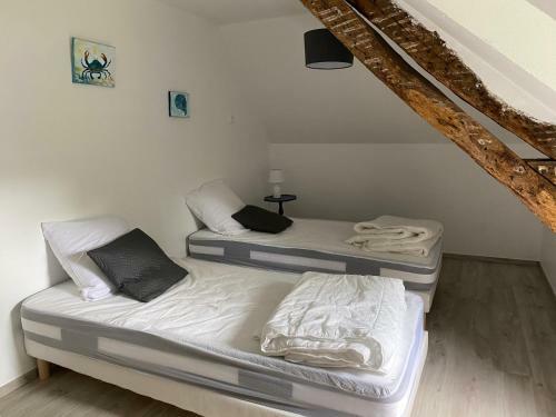 Les G�tes Du Ch�teau Du C�dre