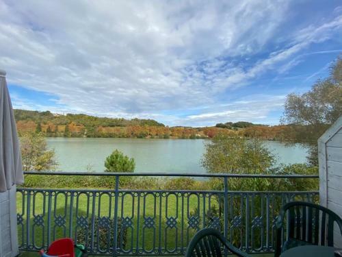 Apartamento Appartement Au Calme Face Au Lac