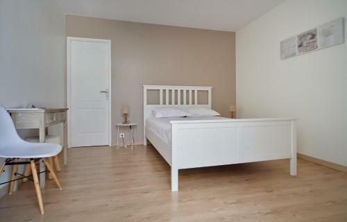 Hostal Carre Saint Pierre & Restaurant