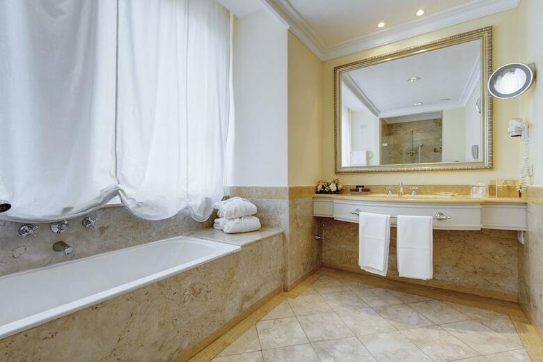 Hotel Mercure Catania Excelsior
