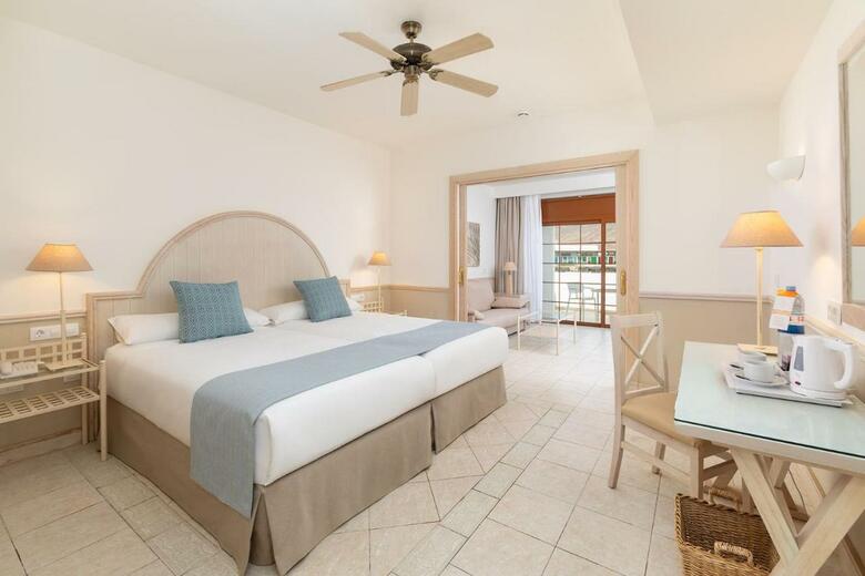 Hotel Gran Castillo Tagoro - Family & Fun Playa Blanca