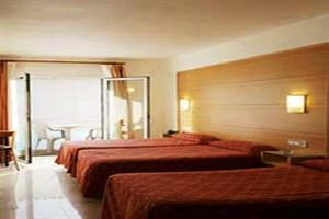 Hotel & Diving Les Illes
